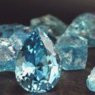 Камни голубого цвета