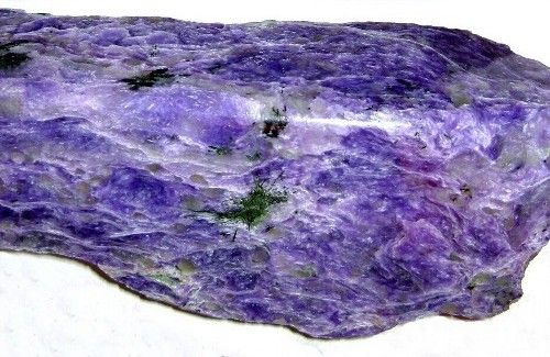 Чароит: магические свойства камня, цвет минерала, кому подходит по знакуЗодиака