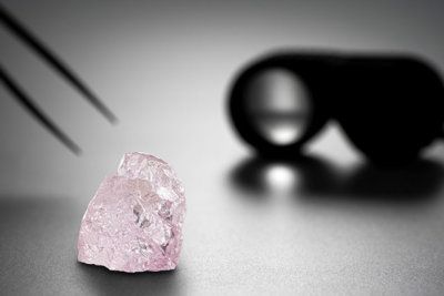Розовый бриллиант 