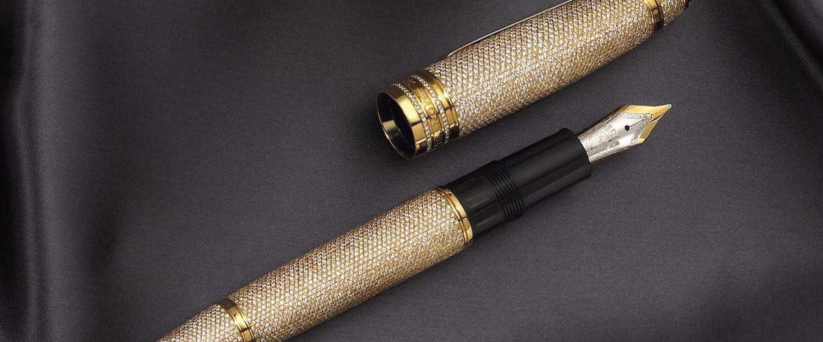 Самая дорогая в мире ручка: ТОП-15 по стоимости