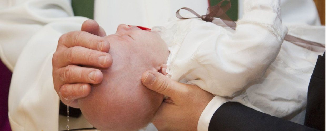Зачем дарить серебряную ложку на крещение ребенка