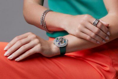 MB&F совместно с Bulgari создали потрясающие женские часы
