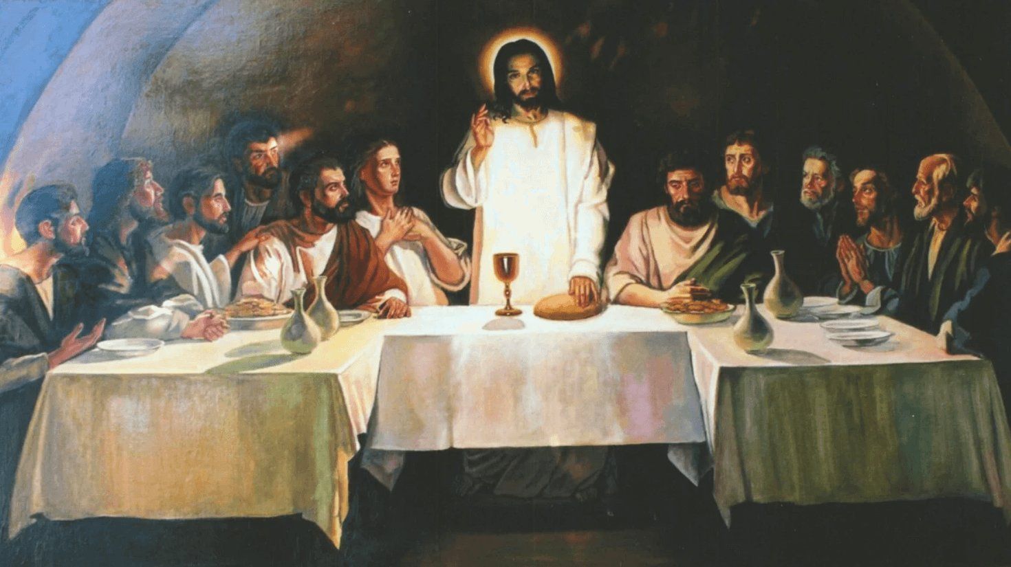 стол с 12 хлебами