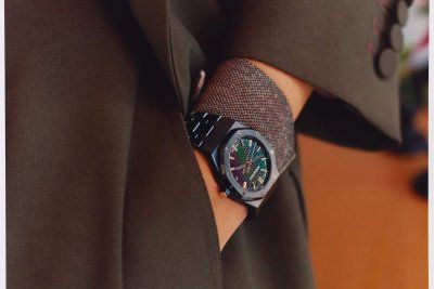 Audemars Piguet совместно с дизайнером ювелирных изделий Каролиной Буччи создали лимитированную серию часов Royal Oak