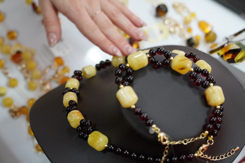 В Калининграде при поддержке Янтарного комбината прошел конкурс «Мисс и ...