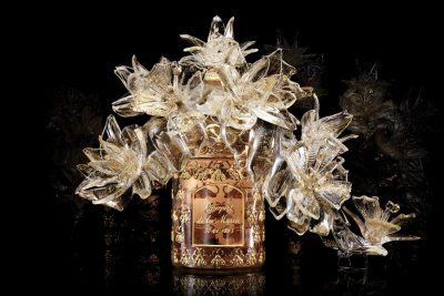 Guerlain отмечает 170-летие знаменитой бутылки Bee лимитированным флаконом от известного стеклодува Аристида Наджана