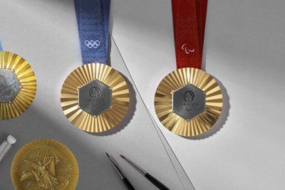 Ювелирный бренд Chaumet разработал дизайн медалей для Олимпийских и Паралимпийских игр в Париже  