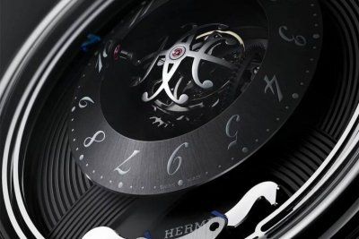 Новые часы Hermès: Arceau Duc Attelé
