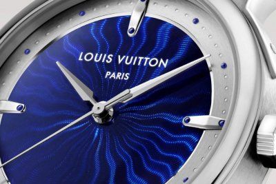 Часы Louis Vuitton Escale Platinum Guilloché