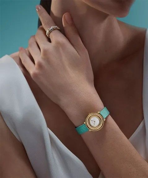 Солнечное наследие: Tiffany & Co. оживляет классический дизайн Шлюмберже