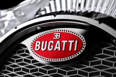 Jacob & Co. переосмысливает настольные часы вместе с Bugatti и Lalique