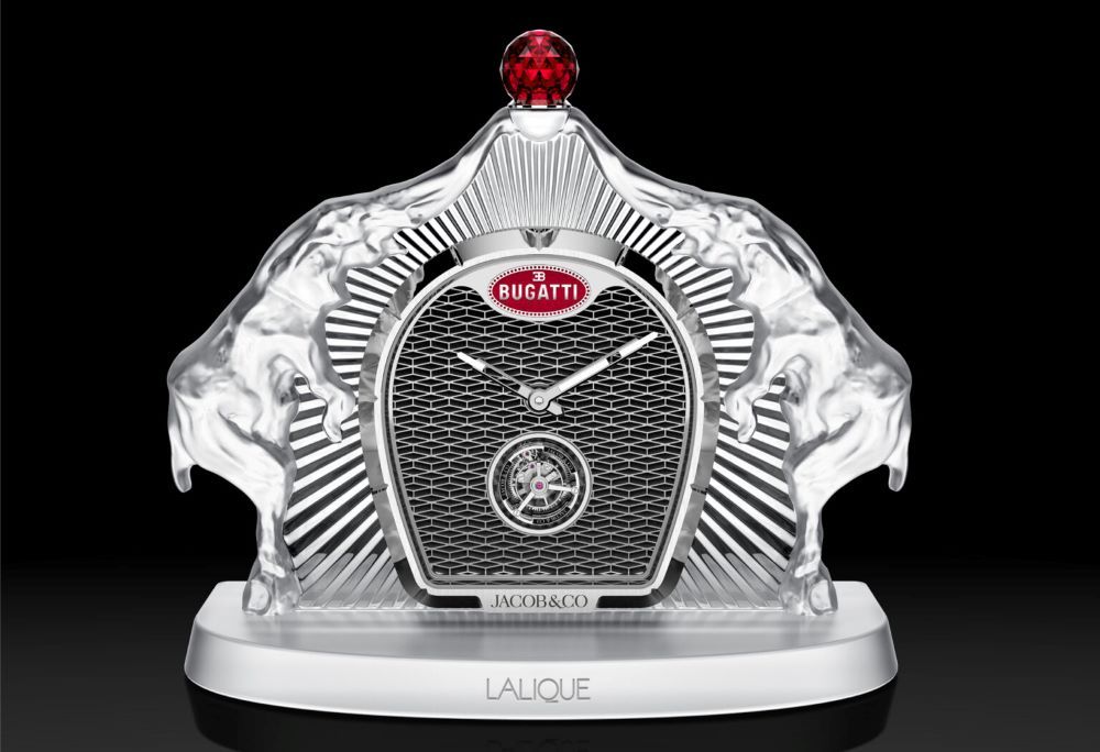 Jacob & Co. переосмысливает настольные часы вместе с Bugatti и Lalique