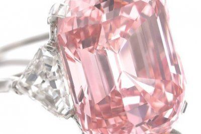 Розовый Граф. Тайна, заключенная в камне