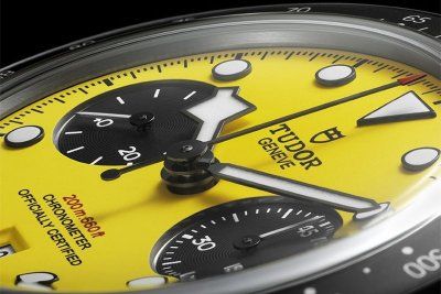 TUDOR представляет Black Bay Chrono 39 Bumblebee с эффектным жёлтым циферблатом
