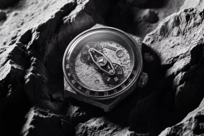 Titan Wandering Meteor: индийские часы с метеоритом на запястье